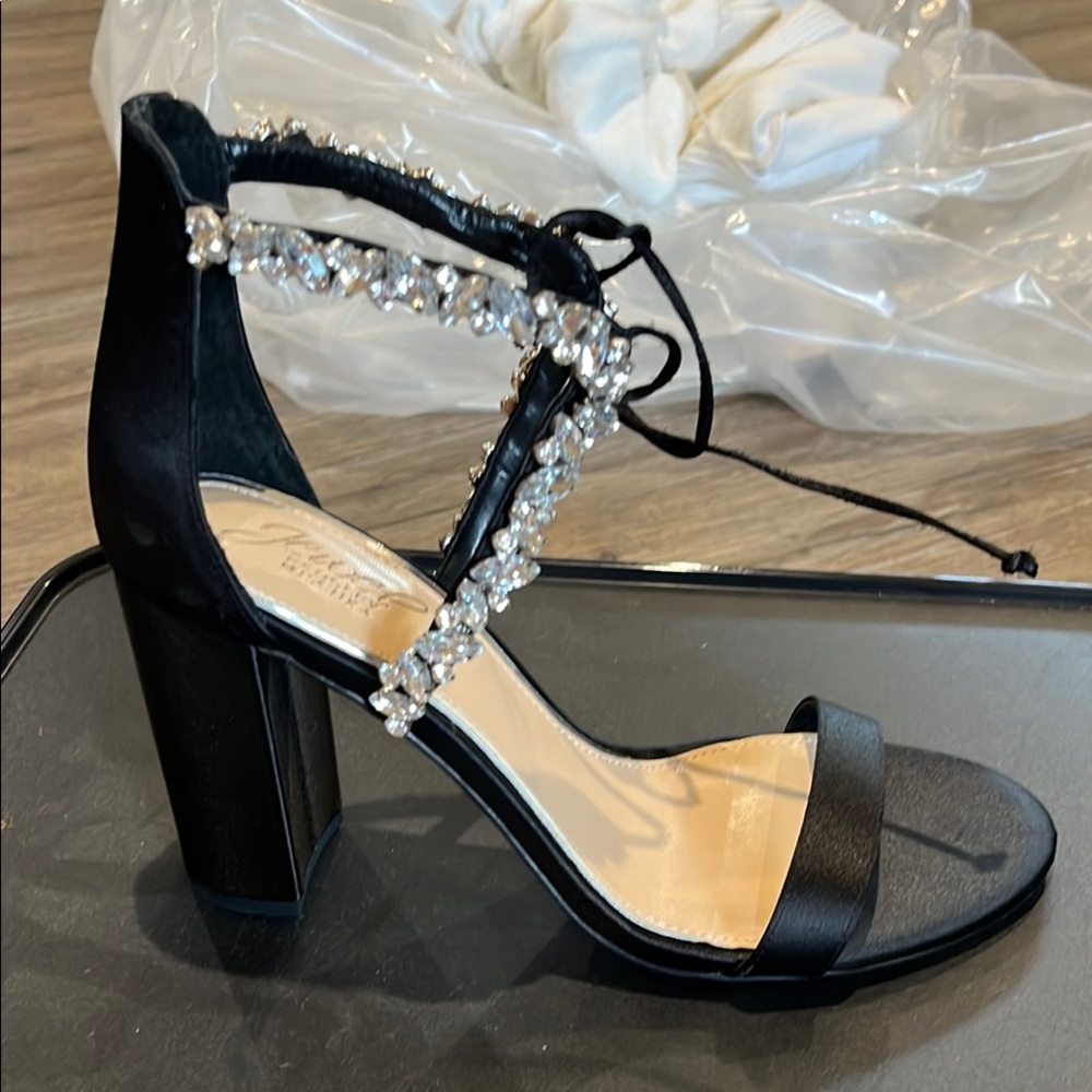 Elegant Black Women's Heeled Sandals